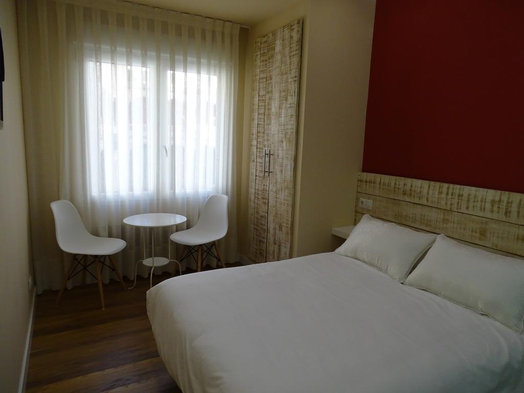 Hotel Urban Burgo Esterno foto