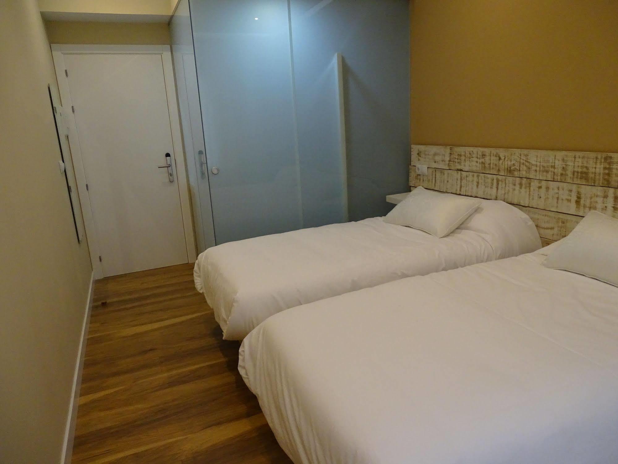 Hotel Urban Burgo Esterno foto