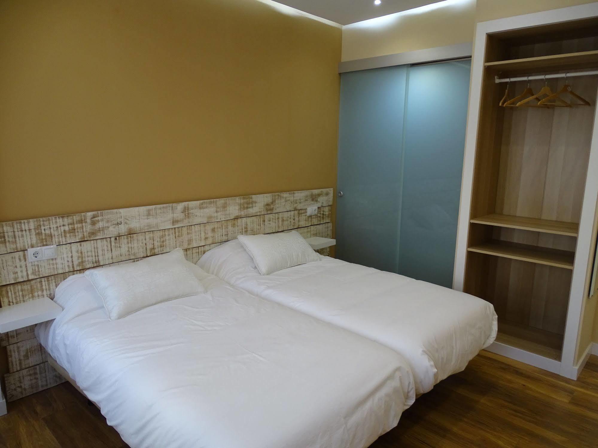 Hotel Urban Burgo Esterno foto
