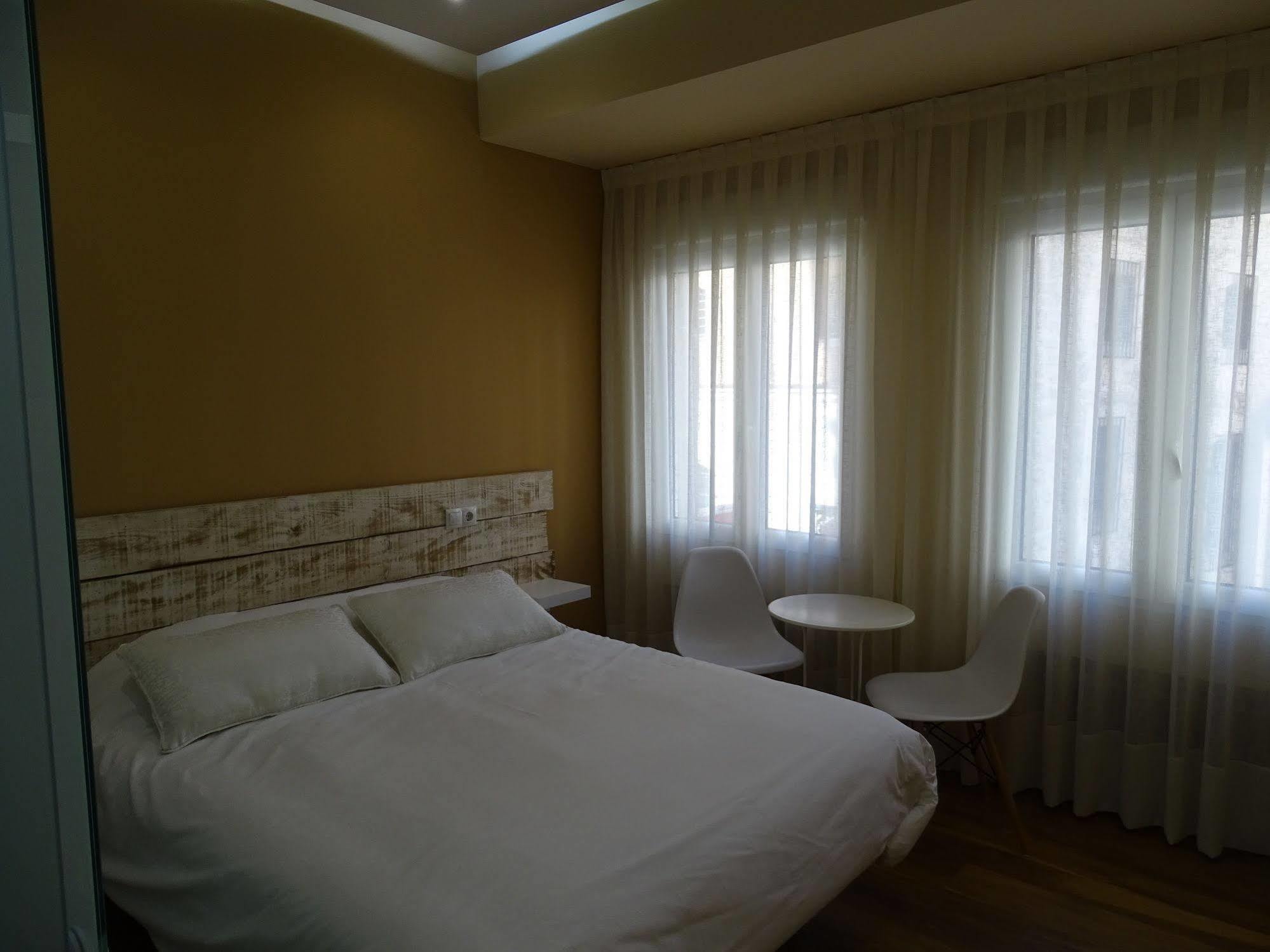 Hotel Urban Burgo Esterno foto